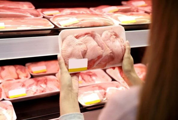 Alertă sanitară în UE, după tratatul Mercosur. Un lot de pui brazilian este contaminat cu Salmonella