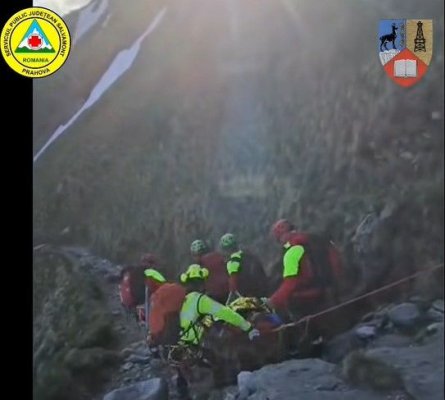 Intervenţie de peste şapte ore a Salvamont Prahova, pentru salvarea unui turist olandez 