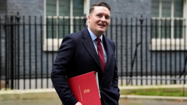 Ministrul Sănătății al Marii Britanii demisionează și pune sub semnul întrebării viitorul lui Keir Starmer