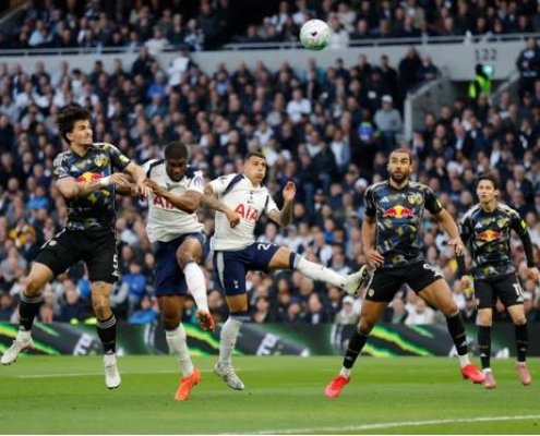 Tottenham - Leeds 1-1: echipa lui Radu Drăgușin rămâne în zona periculoasă a clasamentului 