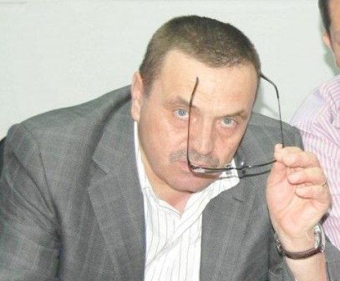 Primăria Saraiu l-a căutat pe Mitrea de la Utilnavorep pentru un contract de 3 milioane de lei... și l-a găsit