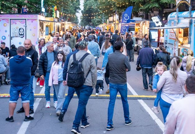 Food Truck Festival revine la Constanta cu trei zile de street food, muzica si distractie 