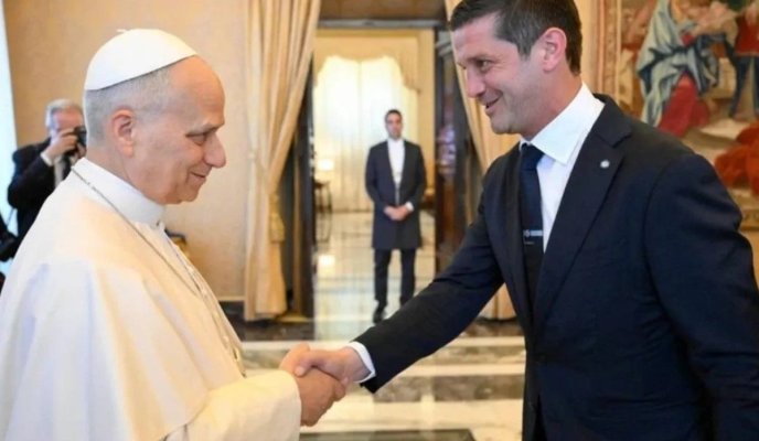 Cristi Chivu, primit la Vatican după triumful cu Inter