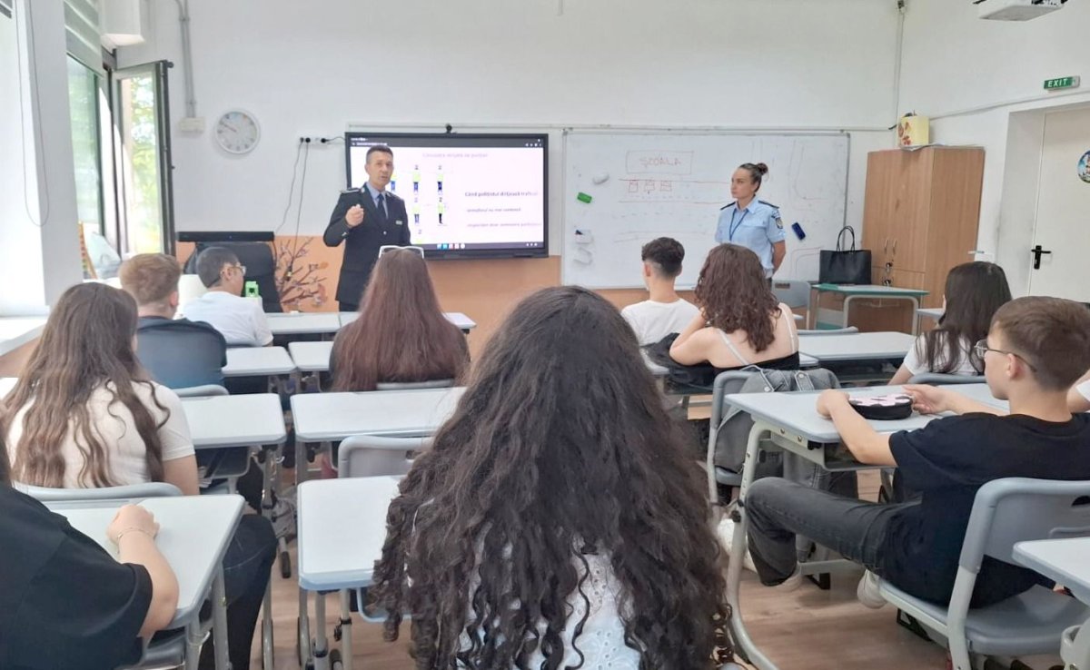 Politia Locala continua campania de crestere a gradului de siguranta in scolile constantene