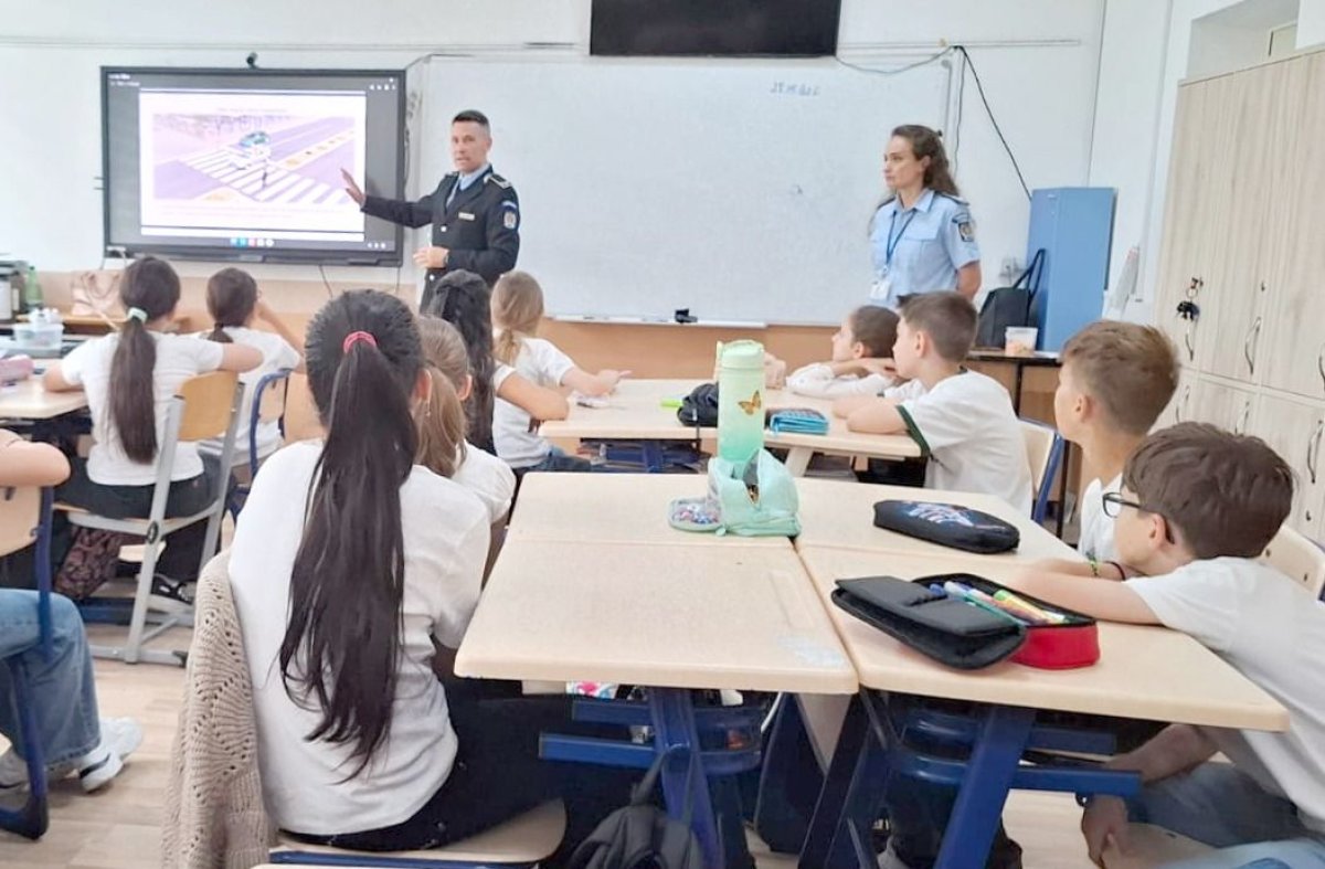 Politia Locala continua campania de crestere a gradului de siguranta in scolile constantene