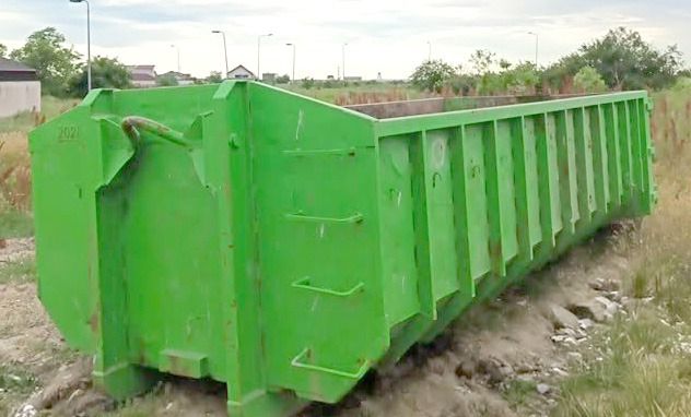 Containere speciale pentru deseuri voluminoase amplasate in cartierele KM 4-5 si KM 5