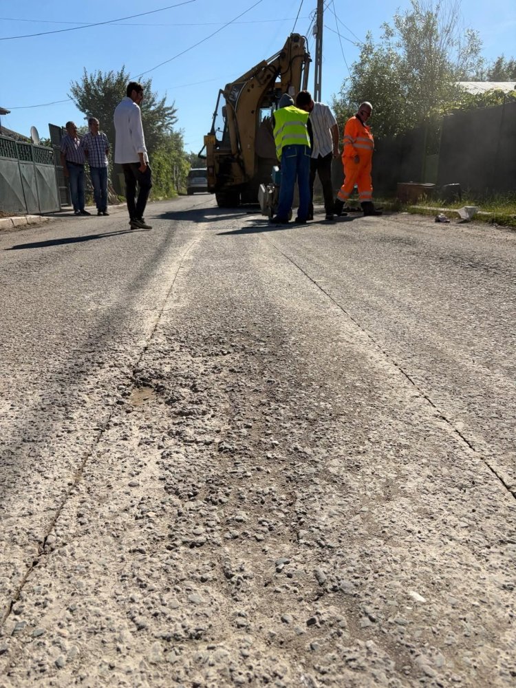 Au inceput lucrarile la sistemul de canalizare din localitatea Lazu! Au inceput lucrarile la sistemul de canalizare din localitatea Lazu!