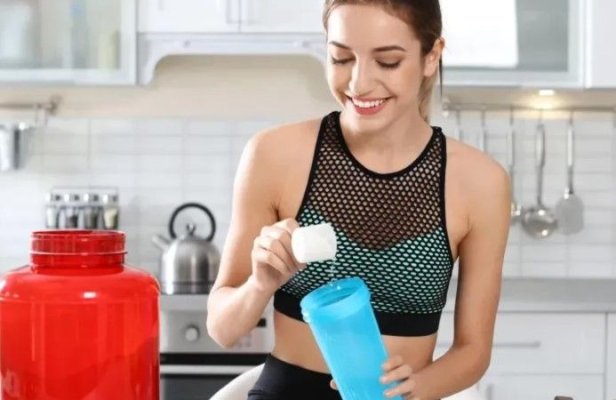 Creatina, mai mult decât un supliment pentru sportivi. Beneficii surprinzătoare pentru creier și metabolism