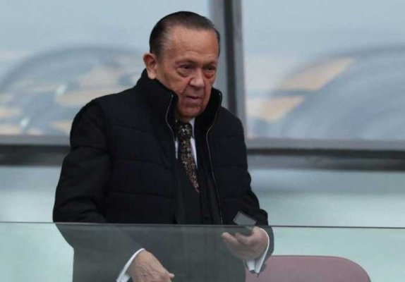 Fotbal: Sullivan, coproprietar la West Ham, dispus să-și vândă participația la clubul englez