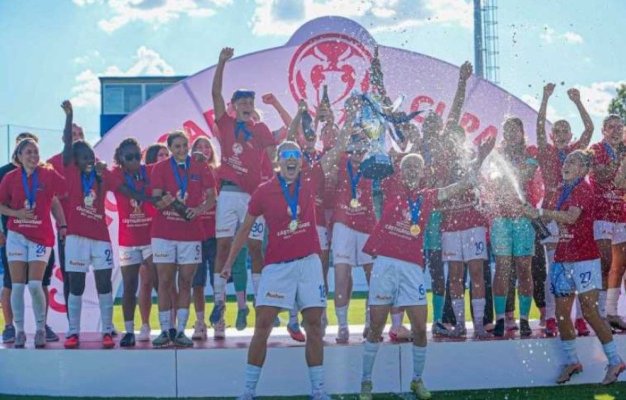 Fotbal feminin: Farul Constanța a reușit eventul, după ce a câștigat și finala Cupei României