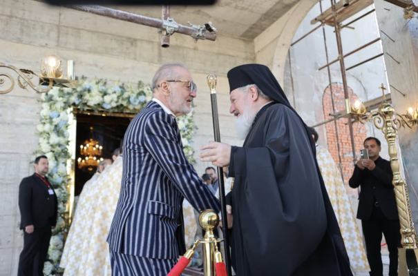 S-a sfințit biserica de 10 milioane de euro a lui Gigi Becali din Pipera