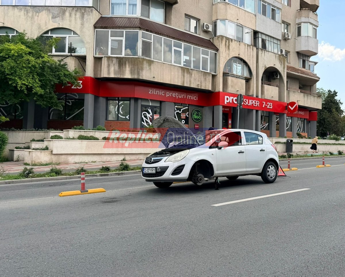O soferita a ramas... fara roata in mijlocul bulevardului Alexandru Lapusneanu!