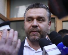 Ciprian Ciucu, primarul general al Capitalei, rămâne sub control judiciar, în dosarul de luare de mită Ciprian Ciucu, primarul general al Capitalei, rămâne sub control judiciar, în dosarul de luare de mită