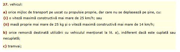 Slalom printre pericole cu doi tineri liberi si iresponsabili... pe o trotineta electrica! Video 