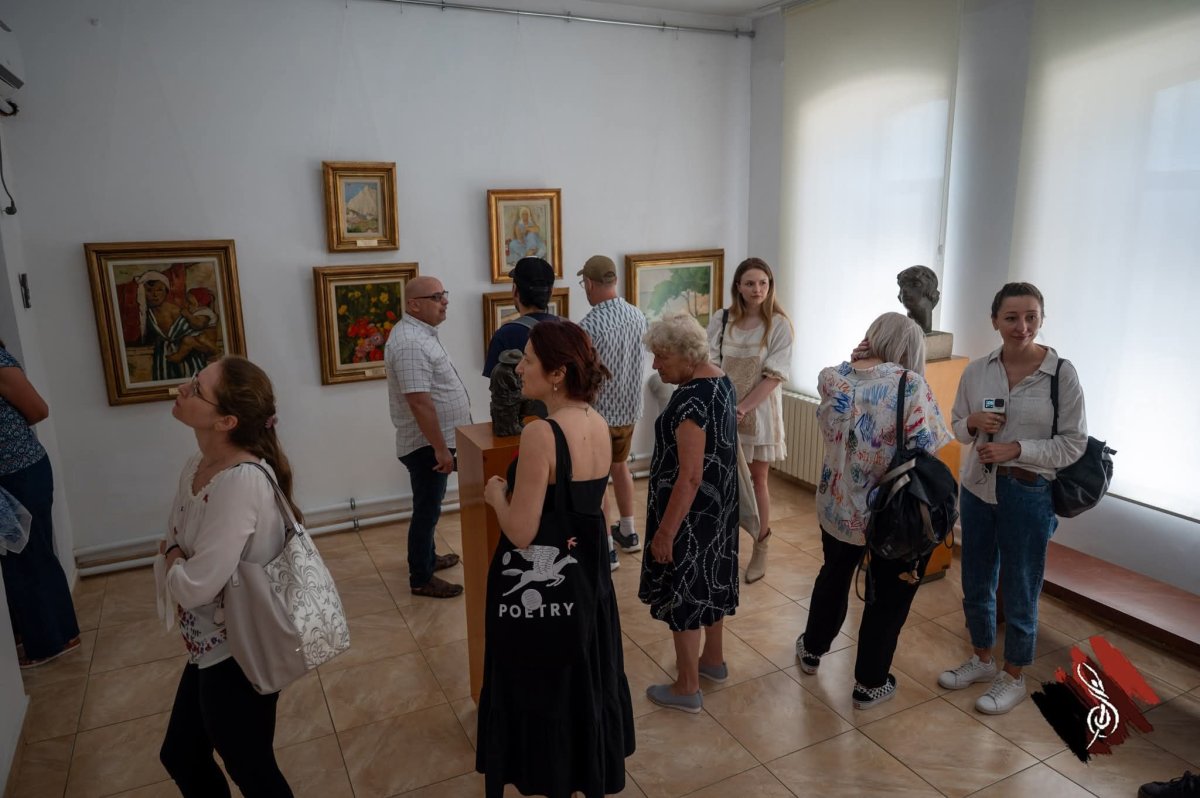 Trei zile dedicate patrimoniului, identitatii si culturii dobrogene la Conferinta Internationala „Datina: O lume veche intr-o lume noua” Trei zile dedicate patrimoniului, identitatii si culturii dobrogene la Conferinta Internationala „Datina: O lume veche intr-o lume noua”