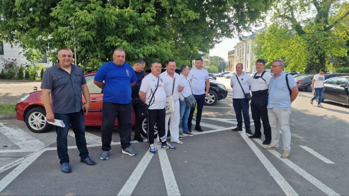 Judecatorii analizeaza cererea formulata de conducerea CT BUS in procesul pentru suspendarea grevei din decembrie