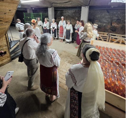 Traditia si vinul dobrogean s-au intalnit la Clos des Colombes, in cadrul evenimentului &bdquo;IE VIE&ldquo; 2026