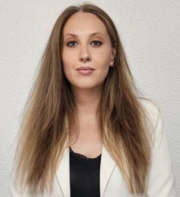 Majoritate la vot PSD-AUR-PACE pentru instalarea în fruntea ICR a Corinei Raluca Încrosnatu