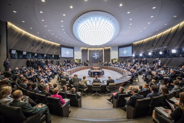 NATO va discuta pe 10 iunie securitatea la Marea Neagră, la cererea României