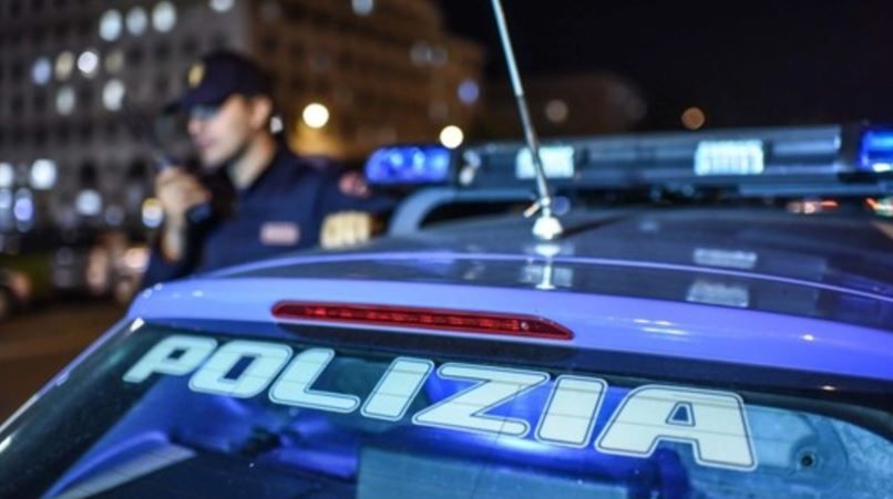 O romanca si fiica ei de 13 ani au fost gasite moarte in Italia