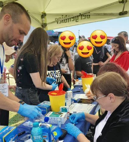 Selly si Luminita sandru au fost prezenti la un eveniment dedicat copiilor cu diabet, in satul Independenta