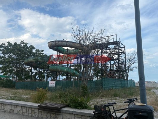 Cine are interes să nu se finalizeze dosarul toboganului ruginit din Mamaia? 22 de amânări și nicio soluție... de 6 ani. Video  
