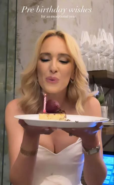 Ce a facut Teodora Tompea inainte de ziua ei de nastere. Ce tinuta a ales