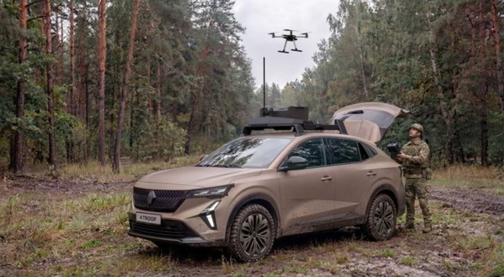 Renault Group şi Thales prezintă, la Eurosatory, 4 TROOP, un prototip de Vehicul Civil Multi-Roluri