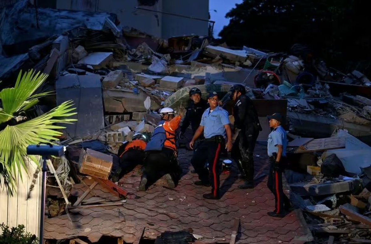 Imagini apocaliptice, cu zeci de mii de morti! Doua cutremure succesive de 7,5  grade pe scara Richter au devastat Venezuela. Video
