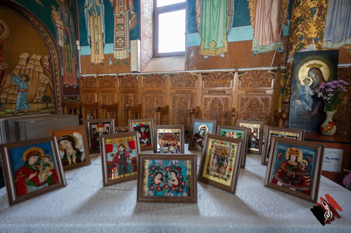 Cea de-a II-a editie a Taberei de Iconografie de la Manastirea Colilia s-a incheiat cu un vernisaj de exceptie