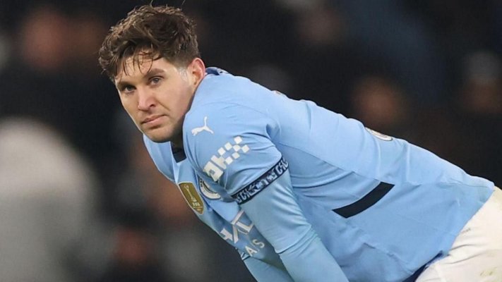Echipa de fotbal Juventus l-a contactat pe fundașul englez John Stones