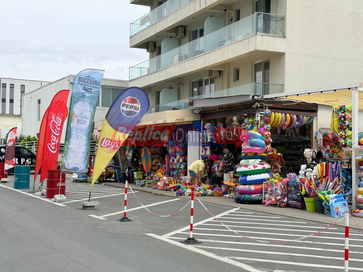 in Mamaia Sat parcarile sunt rezervate cu &bdquo;butoiul&ldquo;. Cum au ajuns afaceristii sa-si faca propria lege pe litoral! Video
