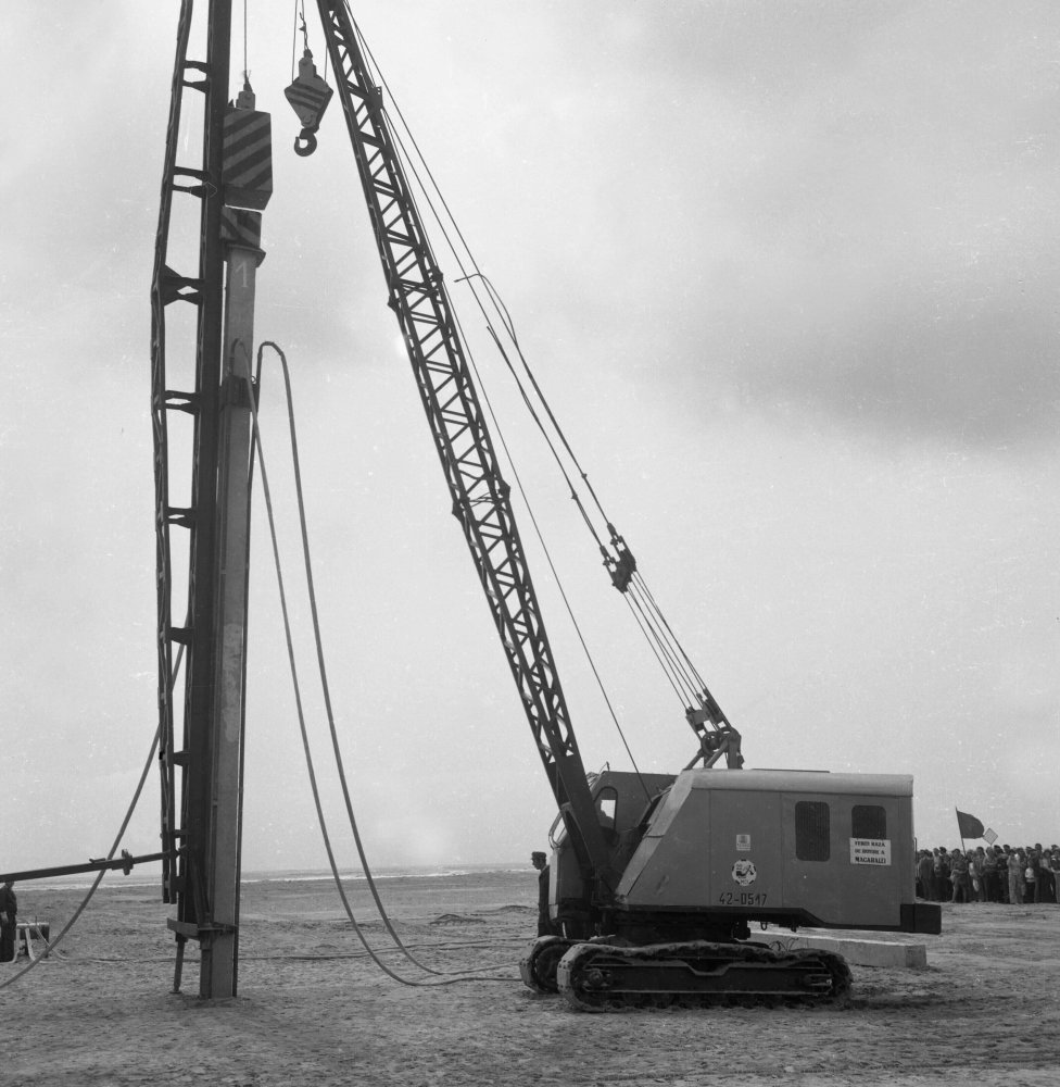 Petromidia aniverseaza 50 de ani de la turnarea primului pilon Petromidia aniverseaza 50 de ani de la turnarea primului pilon