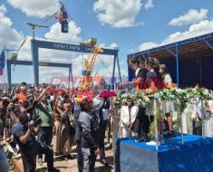 Investiții strategice la malul mării. Peste 220 de muncitori străini și sute de elevi, implicați în activitatea Șantierului Naval Constanța Investiții strategice la malul mării. Peste 220 de muncitori străini și sute de elevi, implicați în activitatea Șantierului Naval Constanța