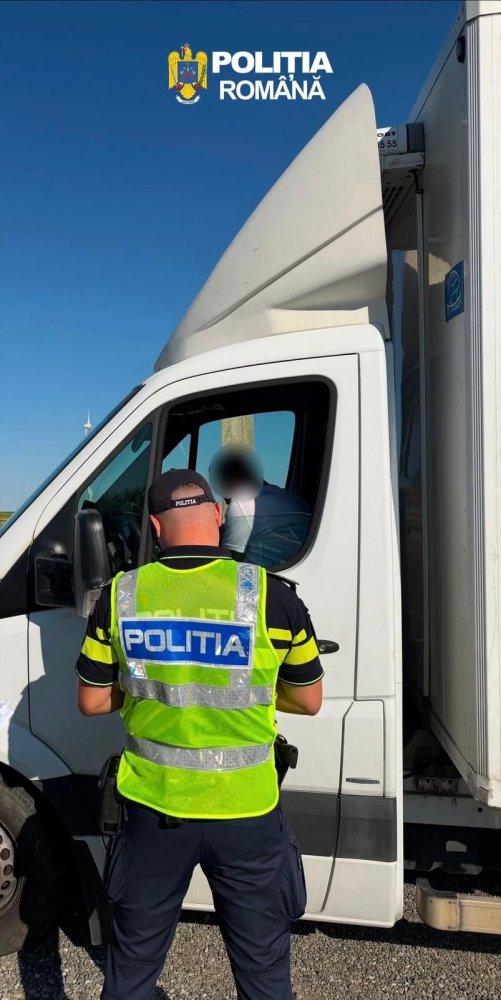 Actiune a politistilor constanteni si tulceni privind legalitatea transporturilor cu produse animala Actiune a politistilor constanteni si tulceni privind legalitatea transporturilor cu produse animala