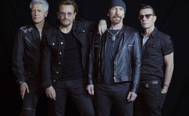 După aproape 9 ani de pauză, trupa U2 lansează „Street of Dreams“, primul single de pe viitorul său album. Video