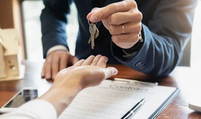 S-a schimbat trendul în Europa: În Occident oamenii au început să-și cumpere locuințe