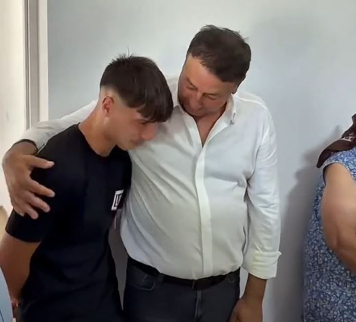 Mitroi a redat zambetul pe buzele unei familii din Lipnita, care a ramas fara casa in urma unui incendiu devastator! Video