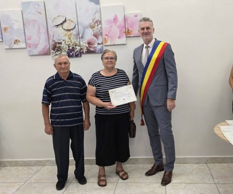  Primăria  Năvodari continuă premierea seniorilor din localitate