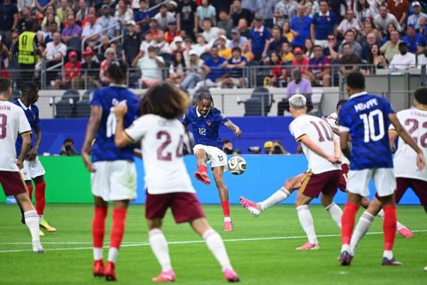 Spania învinge Franța cu 2-0 și este în finala Campionatului Mondial