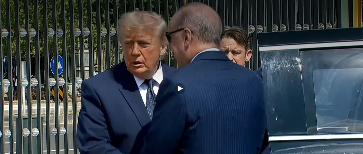 in drum spre Ankara...Donald Trump a survolat in spatiul aerian al Romaniei