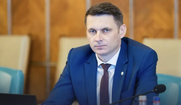 Mircea Abrudean nu demisionează de la șefia Senatului, deși PNL a trecut în opoziție