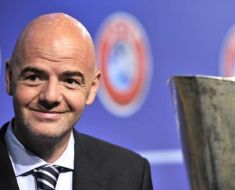 Presiunea UEFA asupra lui Infantino creşte, în contextul în care Federaţia Greacă de Fotbal şi Bierhoff susţin schimbarea Presiunea UEFA asupra lui Infantino creşte, în contextul în care Federaţia Greacă de Fotbal şi Bierhoff susţin schimbarea