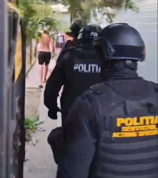 Metoda &bdquo;Accidentul&rdquo; loveste din nou! Noua persoane arestate pentru inselaciune cu un prejudiciu de 500.000 de lei. Video