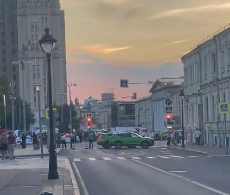 Trei morți și 15 răniți în urma unei explozii la o cafenea din Moscova 