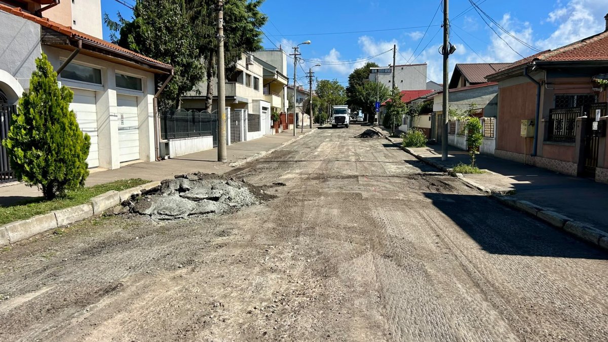 Restrictii de trafic rutier pe strada Turda din cartierul Faleza Nord pentru lucrari de asfaltare
