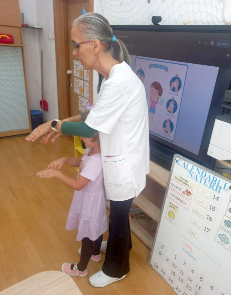Cabinetele medicale scolare din Constanta, sprijin pentru sanatatea elevilor