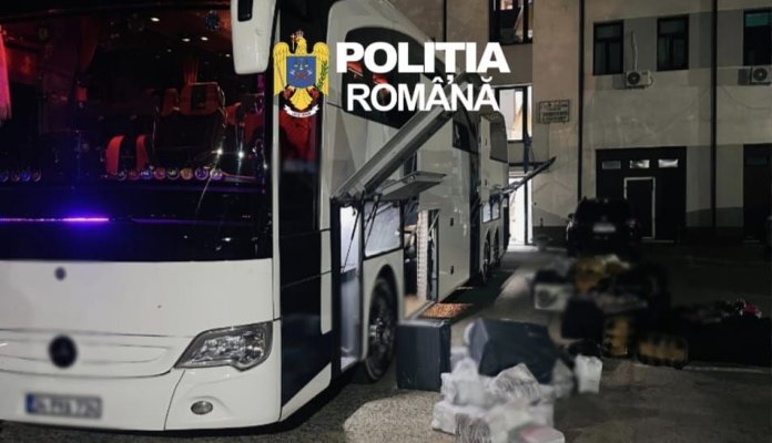Control de amploare în Giurgiu: Peste 2.100 de parfumuri și haine de firmă false, confiscate dintr-un autocar care mergea spre București