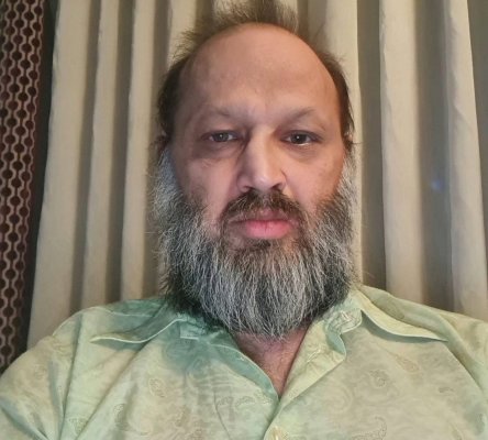 Ce a găsit proprietarul în apartamentul pe care l-a închiriat ”Contelui” Zambra. Mobilier rupt, podele degradate și mizerie de nedescris
