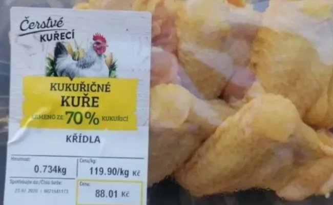 Bacteria Salmonella, descoperită în două loturi de carne de pui provenită din România și comercializată în magazine Lidl din Cehia
